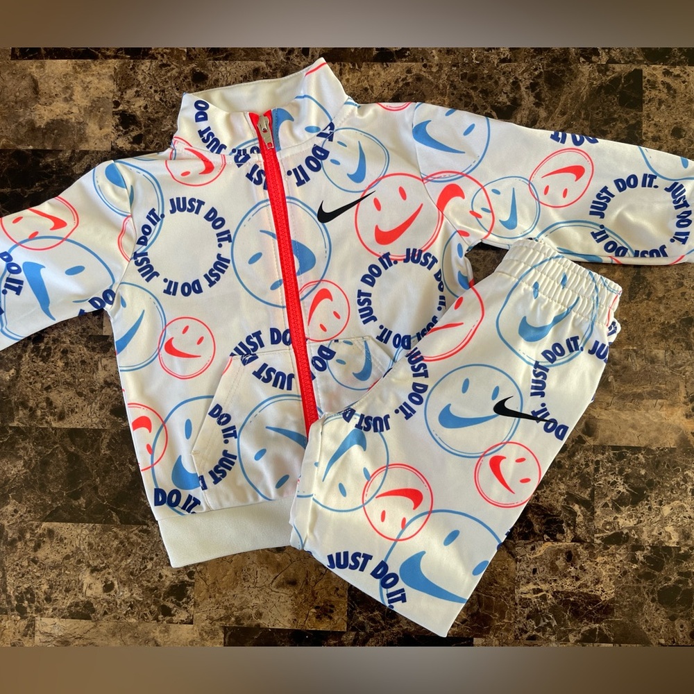 Toddler Nike Sweatsuit